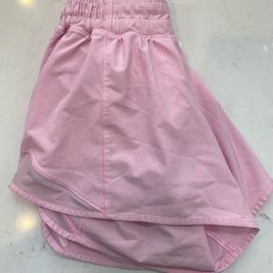 Lululemon Hotty Hot short 4”